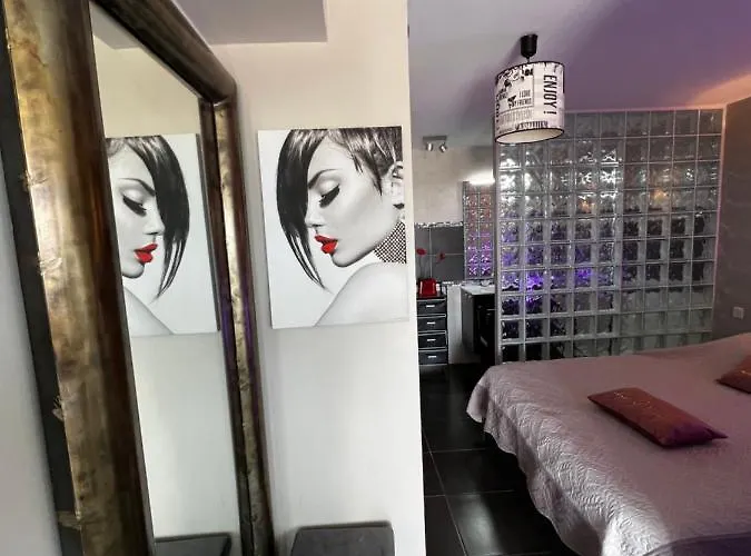 Cap D'agde, Village Naturiste, Port Nature 5, Coursive * アグド